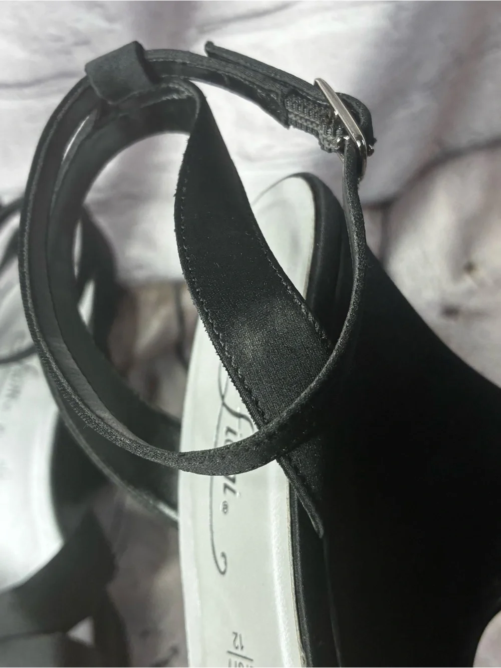 Vtg y2k Bratz Whimsigoth Black Promcore Satin Chunky Platform Wedge Sandals Sz 8 - Picture 9 of 10